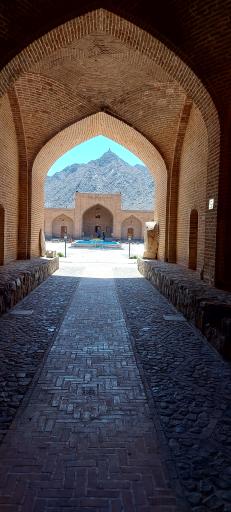 عکس کاروانسرای شاه عباسی نطنز