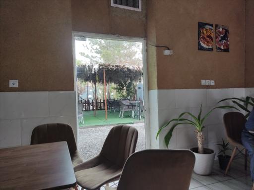 عکس رستوران بهار