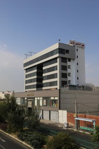 عکس دفتر شهر آسانسور یاران