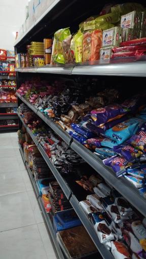 عکس سوپرمارکت نوشان