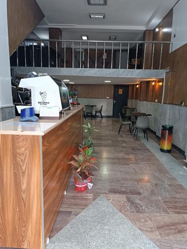 عکس کافه خاکستری