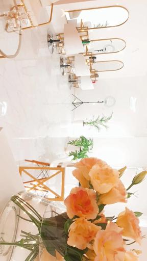 عکس سالن زیبایی ملو