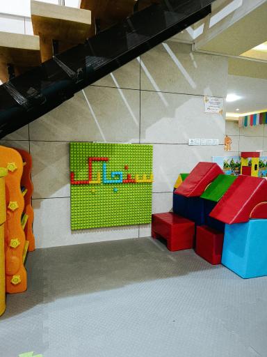 عکس پارک بازی سنجابک