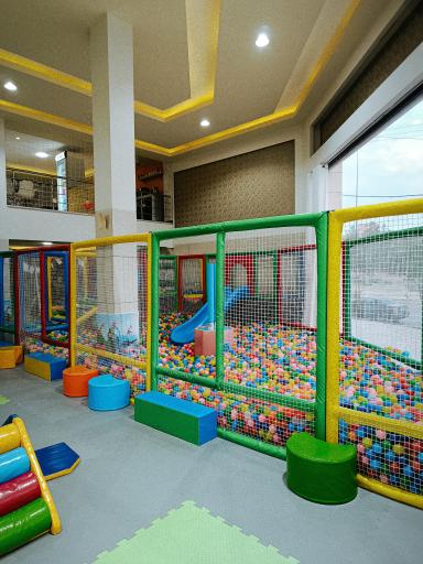 عکس پارک بازی سنجابک