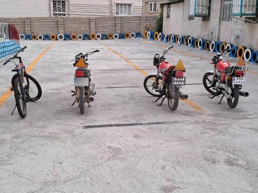 عکس آموزشگاه رانندگی مهر 