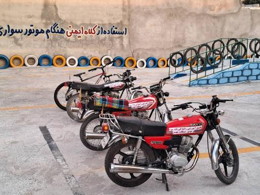 عکس آموزشگاه رانندگی مهر 
