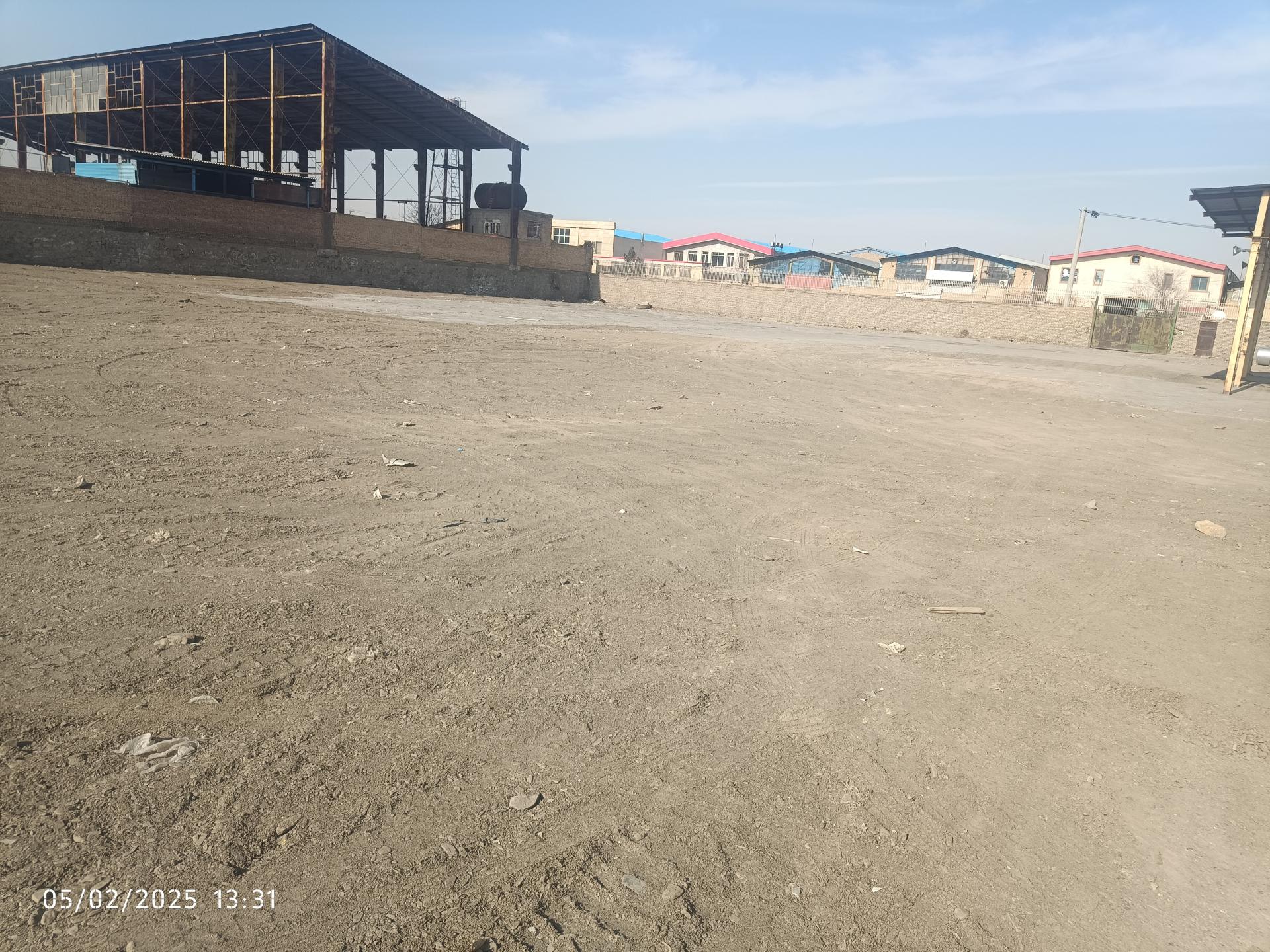 عکس پارکینگ ناوگان سنگین آزادی 