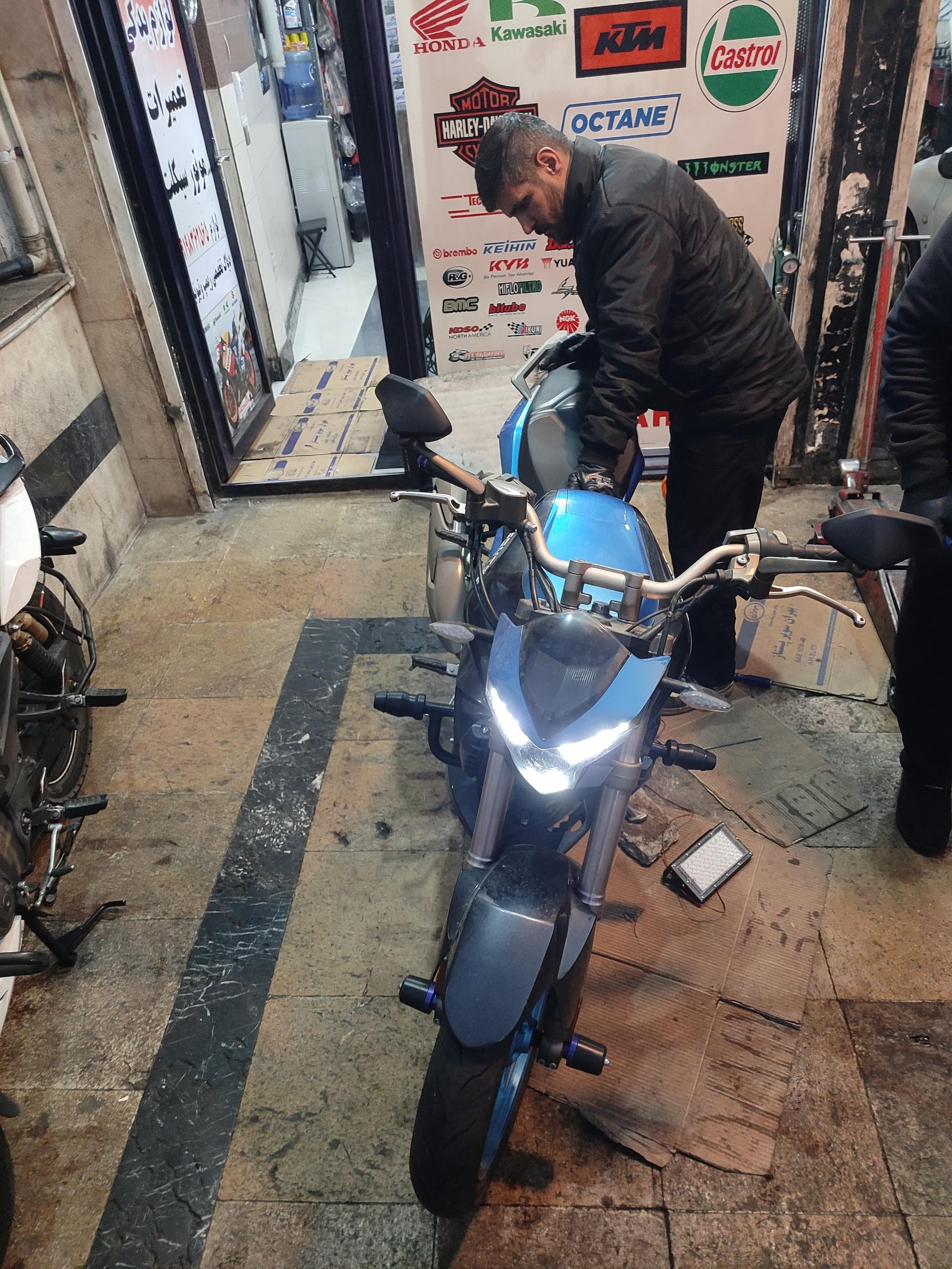 عکس موتور سازی امیر