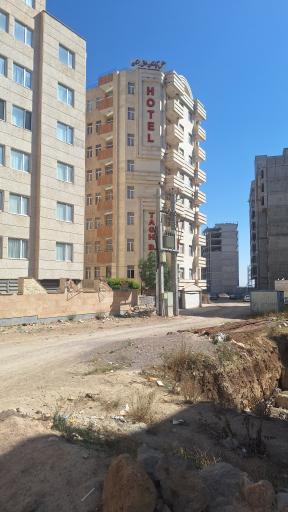 عکس هتل آپارتمان طاق بستان 