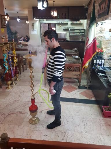 عکس کافه و سفره خانه نار و نی