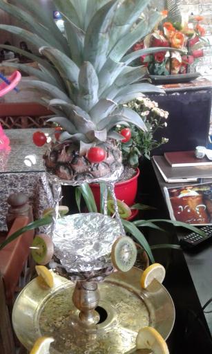 عکس کافه و سفره خانه نار و نی