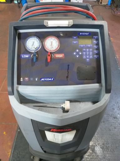 عکس تعمیرگاه تخصصی رنو (الو آپشن)