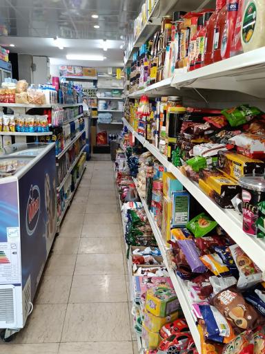 عکس سوپر مارکت تیارا