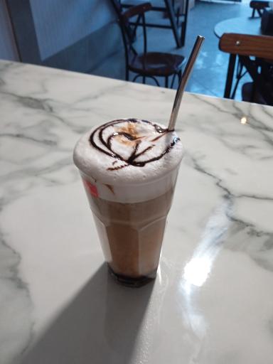 عکس کافه وانیا