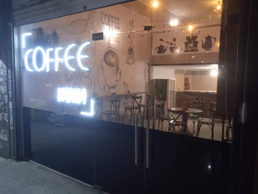 عکس کافه وانیا