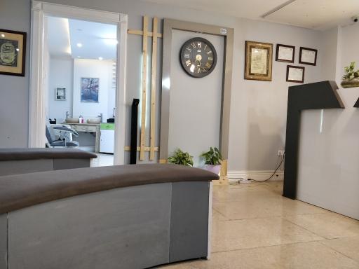 عکس آزمایشگاه شبانه روزی سروش