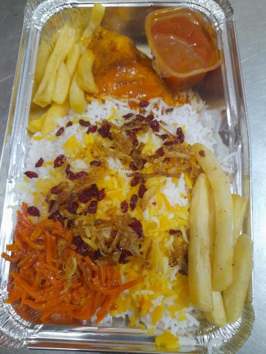 عکس رستوران سنتی اردیبهشت