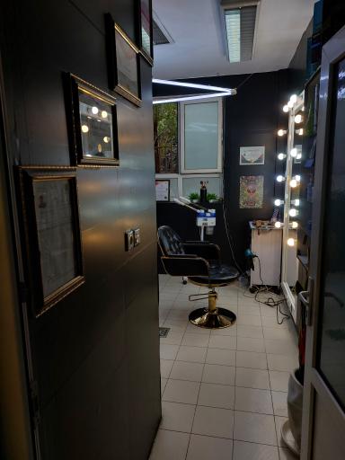 عکس آرایشگاه آرشام رضایی