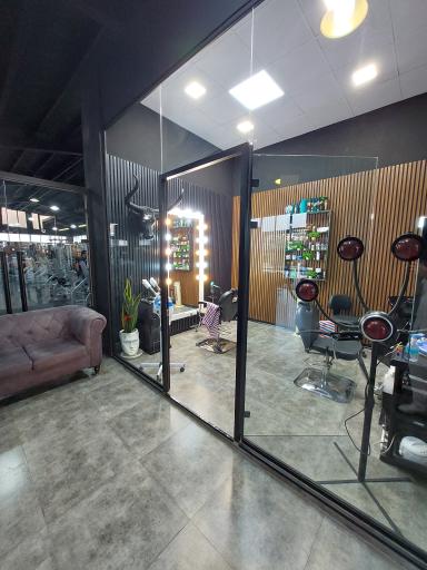 عکس آرایشگاه آرشام رضایی