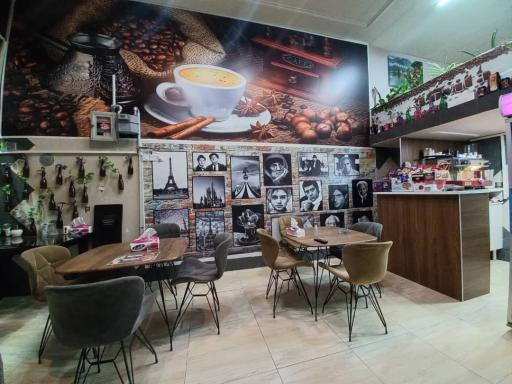 عکس کافه لاویتا