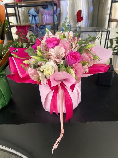 عکس گلفروشی ژیرو