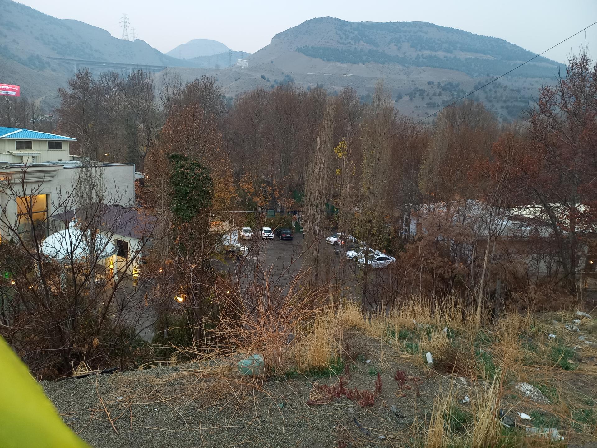 عکس باغ تالار تشریفاتی و سرای سنتی رودکنار (ریورساید سابق)