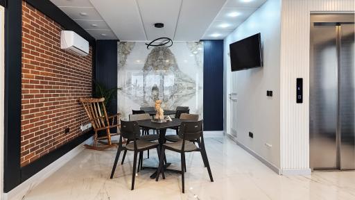 عکس گروه کارشناسان مسکن اکبری