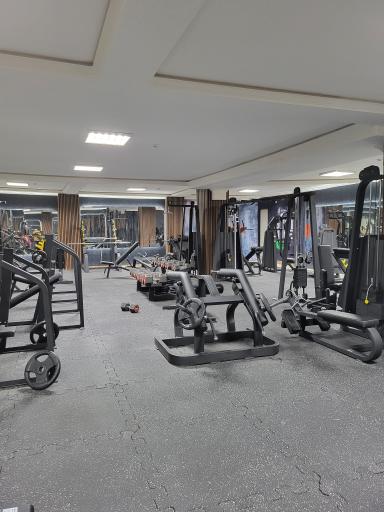 عکس باشگاه ورزشی یاس اکباتان