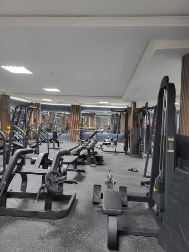 عکس باشگاه ورزشی یاس اکباتان