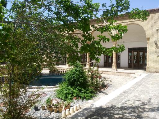 عکس استودیو طراحی نمامرضیه کسائی