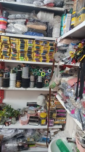 عکس لوازم آرایشی و خیاطی آرامیس