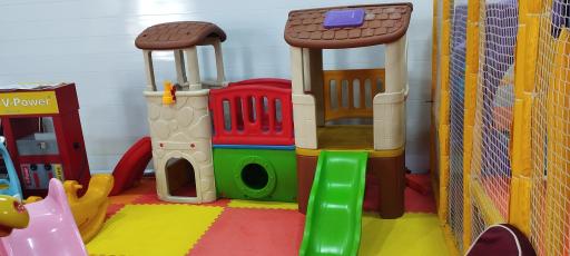 عکس پونی پارک- خانه بازی 