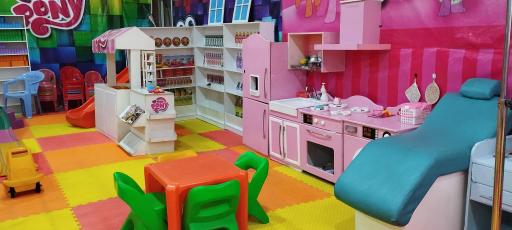 عکس پونی پارک- خانه بازی 