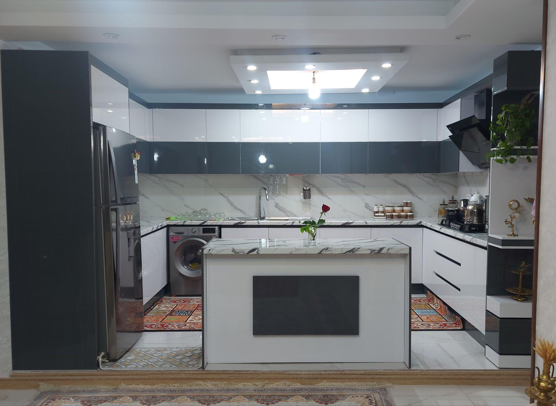 عکس آنیا چوب