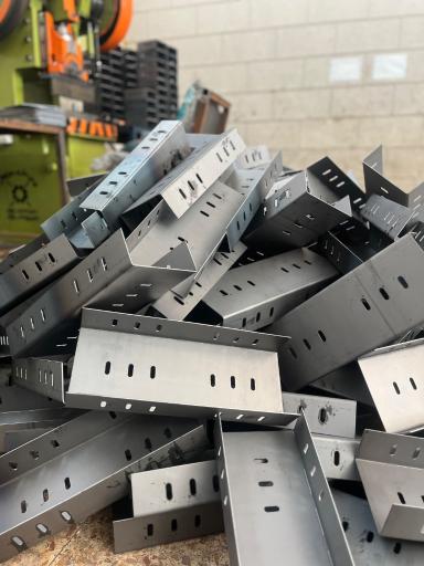 عکس اطلس سازه