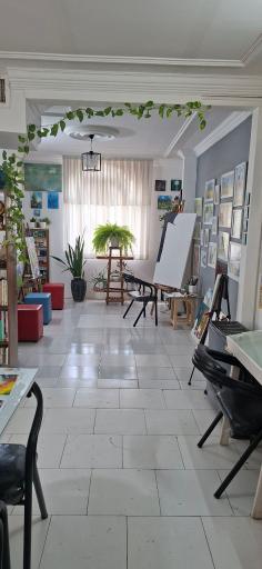 عکس آموزشگاه آزاد هنرهای تجسمی نیلوفر