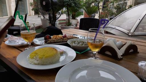 رستوران ایرانی دیل واستنا