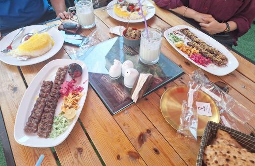 عکس رستوران ایرانی دیل واستنا