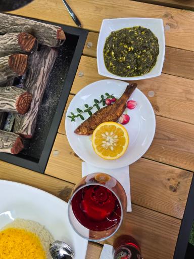 عکس رستوران ایرانی دیل واستنا