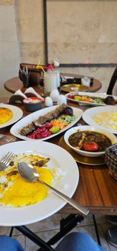 عکس رستوران ایرانی دیل واستنا