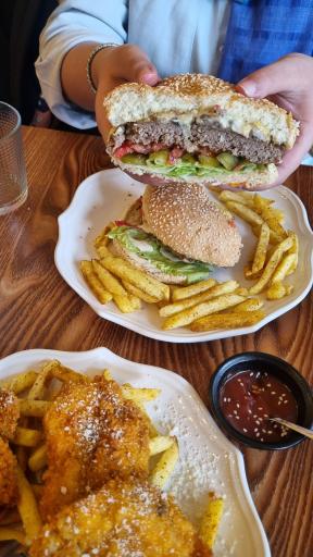 عکس کافه رستوران رابو 