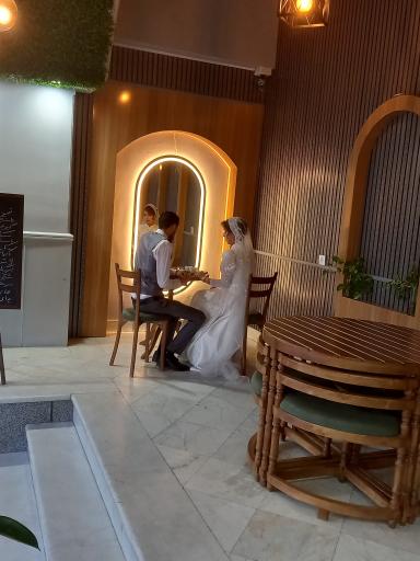 عکس کافی شاپ هوژین