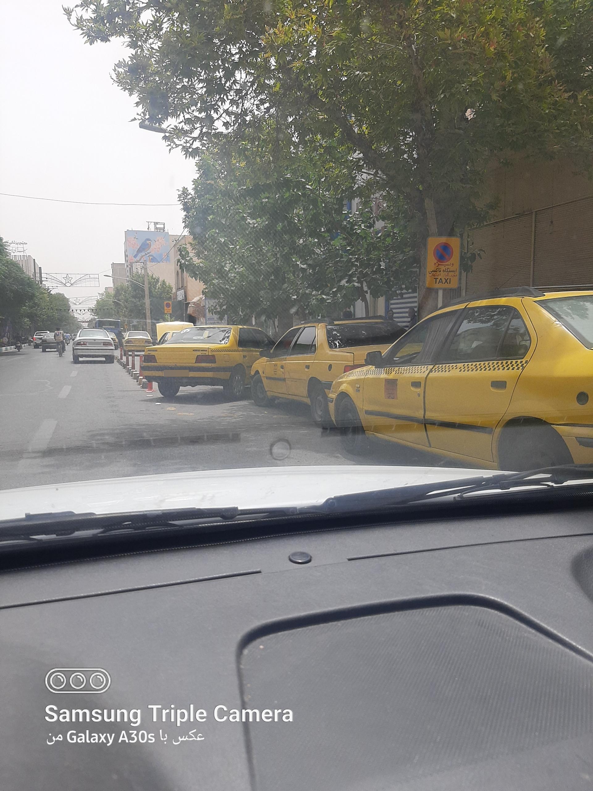 عکس ایستگاه تاکسی اصفهان