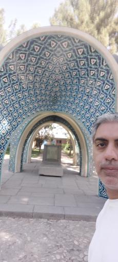 عکس آرامگاه کمال الملک