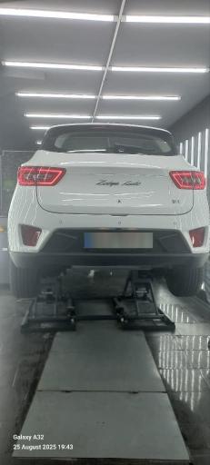 کارشناسی و تشخیص رنگ خودرو طلایی