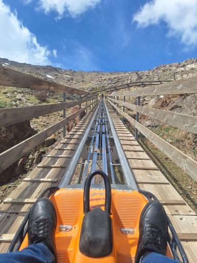 عکس سورتمه ریلی گنجنامه