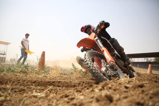 عکس پیست موتور کراس آزادی