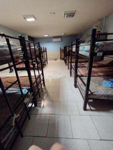 عکس اقامتگاه همراهان بیمار (بیمارستان دکتر شیخ)