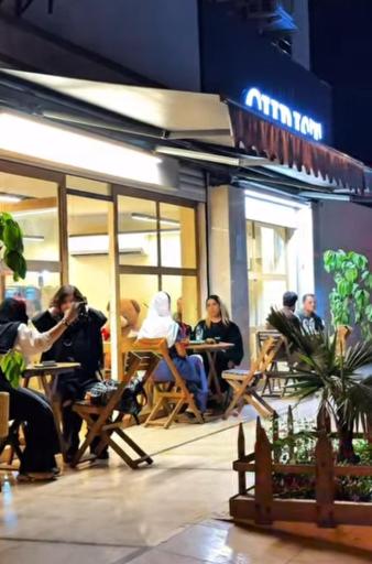 عکس کافه کرایست