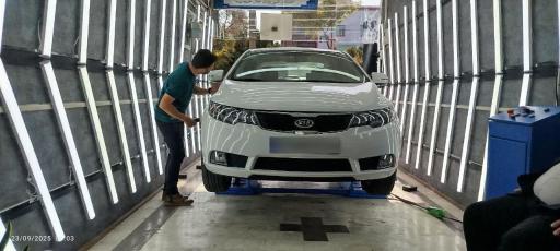 عکس کارشناسی رنگ خودرو پرتویی